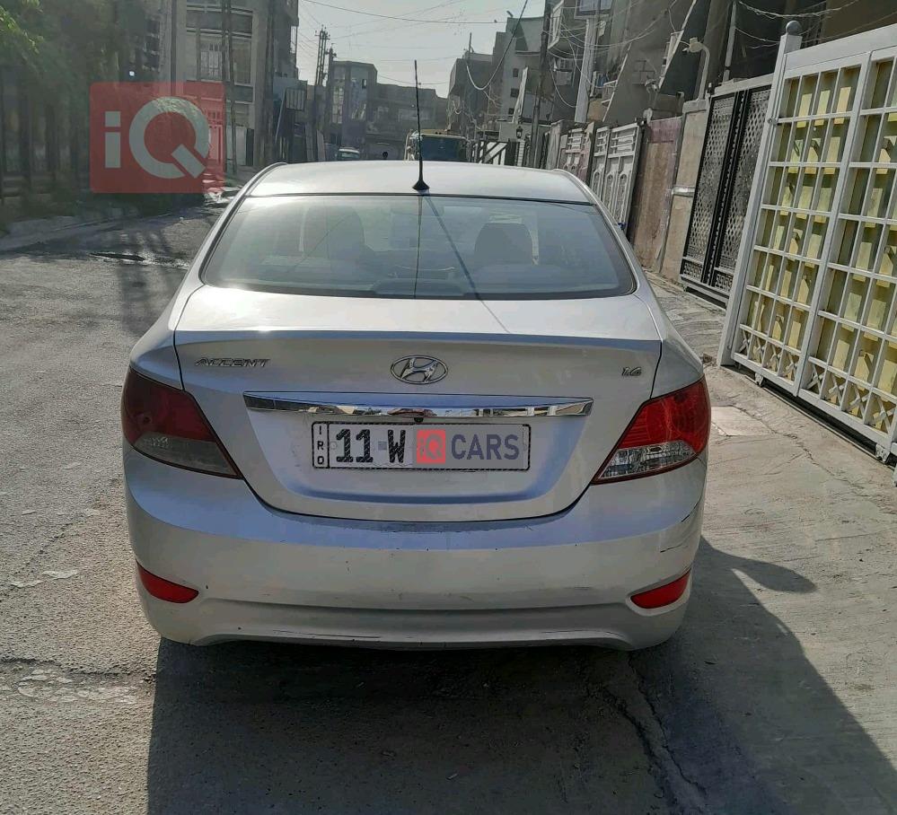 هیوندای ئەکسنت